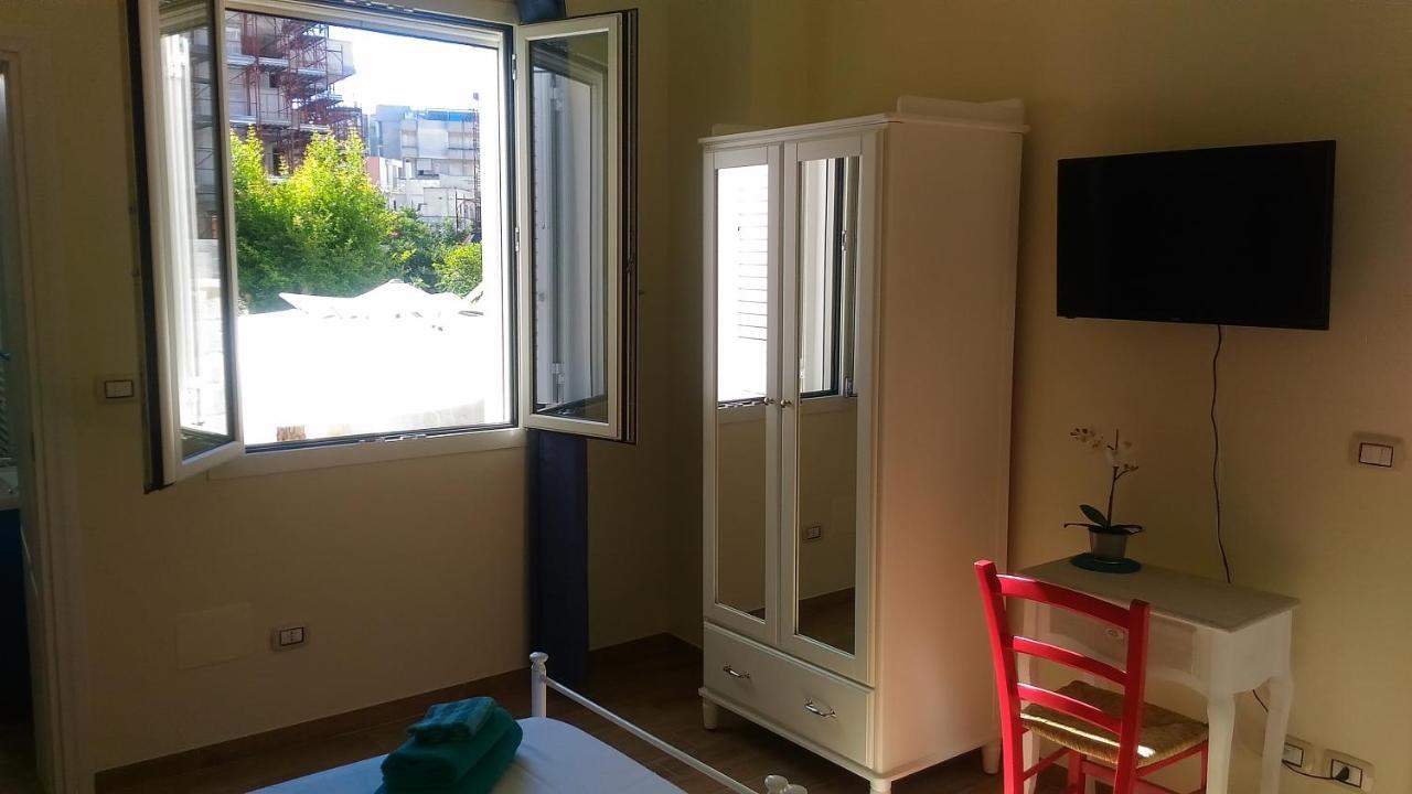 B&B Excelsior Lecce Esterno foto