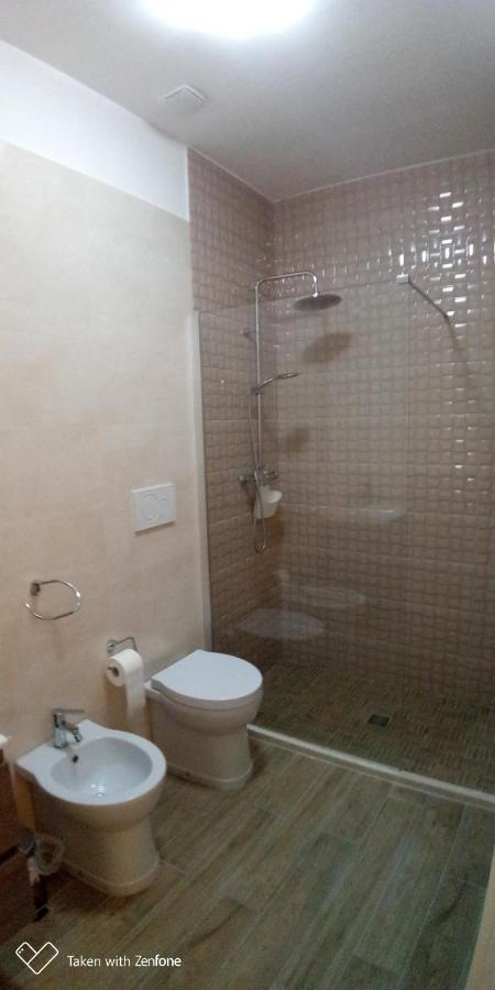 B&B Excelsior Lecce Esterno foto