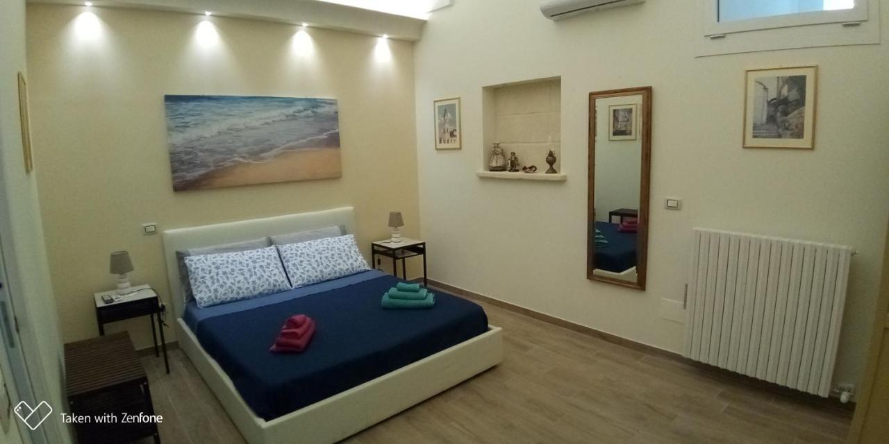 B&B Excelsior Lecce Esterno foto